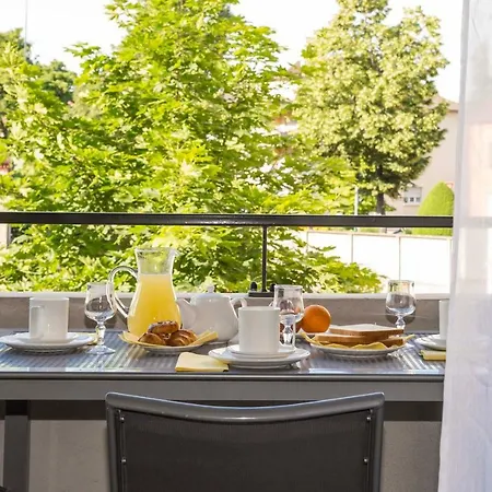Lägenhetshotell Odalys - Centre 4*